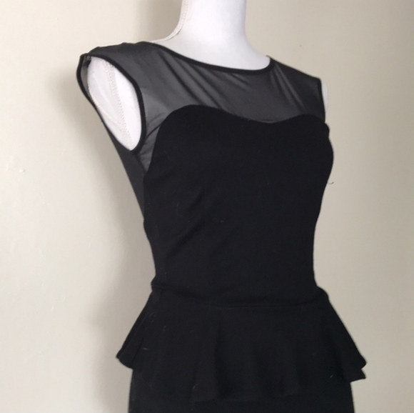 Peplum dress with short  sleeves and sheer bodice - Picture 4 of 11